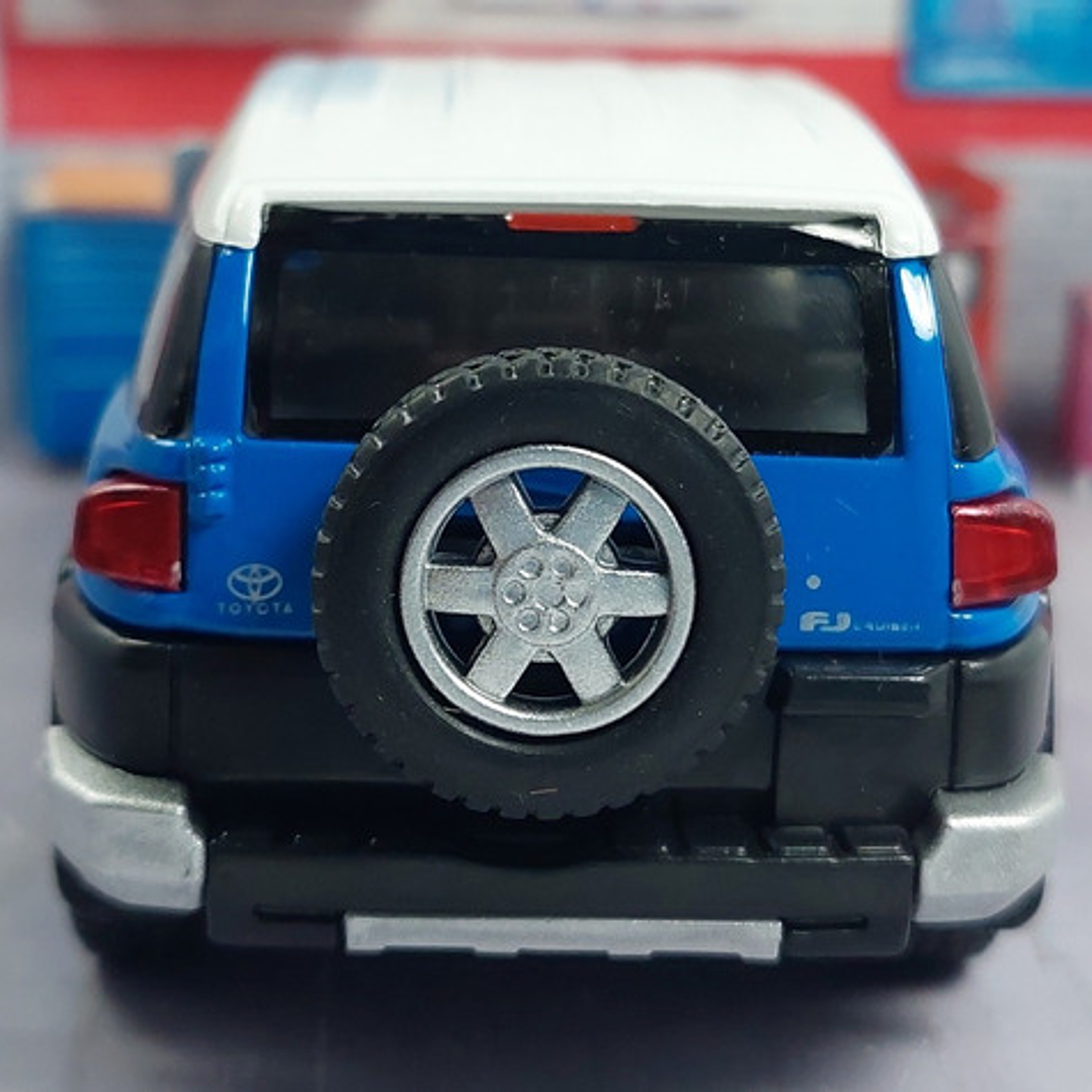 TOYOTA FJ CRUISER Marca: KINSMART azul 3