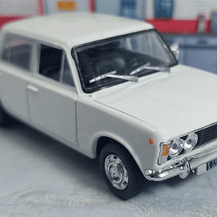 Fiat 125 En Escala 1/43 MARCA IXO