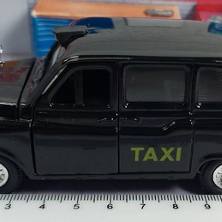 Taxi Austin Fx4 De Londres, Escala 1/36 De Coleccion  3