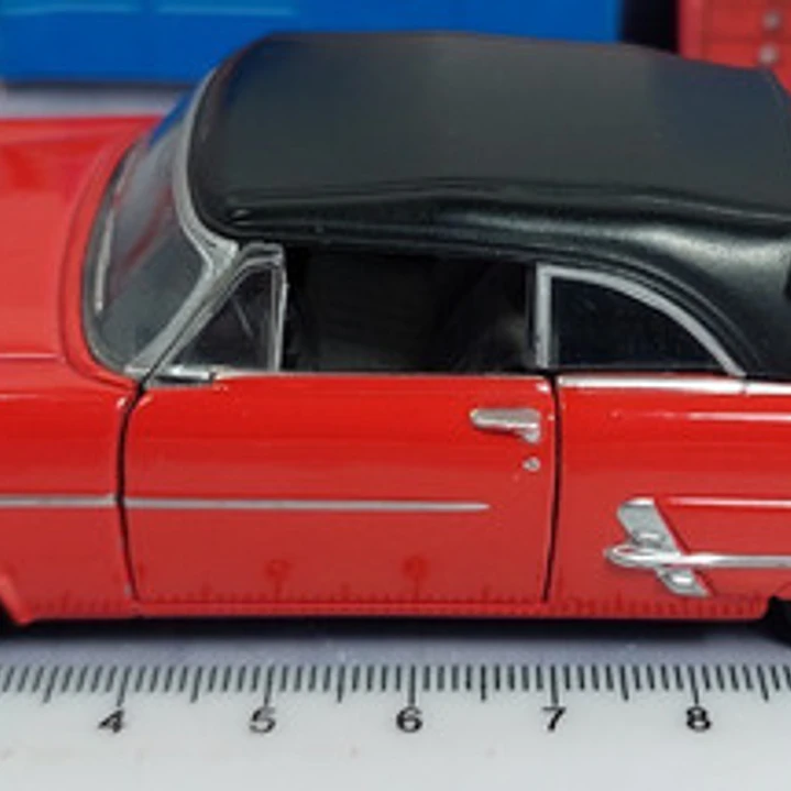 Ford Crestline Sunliner 1953 Escala 1/36 , Marca Welly 5
