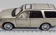 Lincoln Navigator 2015, A Escala 1/32 MARCA MSZ