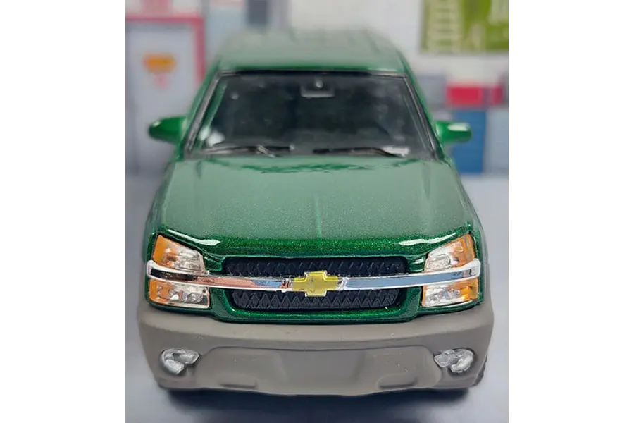 Chevrolet Avalanche, Escala 1/38  Marca: WELLY