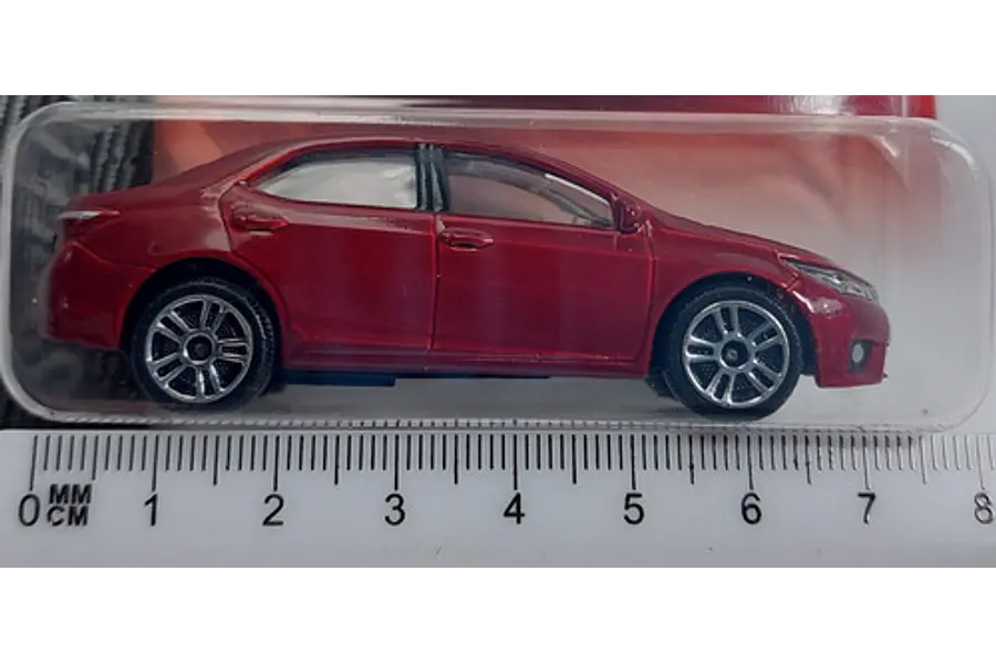Toyota Corolla escala 1/64 Marca Majorette  