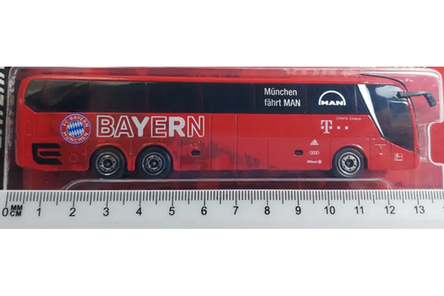 Bus Oficial Bayern Munich a Escala Marca Majorette  