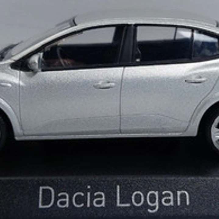 Renault Logan Carro A Escala De Coleccion   5