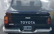 Toyota Hilux Sr5 1997 EN CAJA ACRILICA , Escala 1/43, Marca Ixo, 