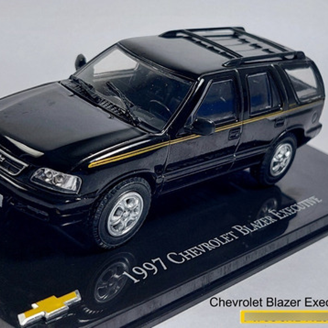 Chevrolet Blazer Executive 1997 Carro A Escala De Colección 1