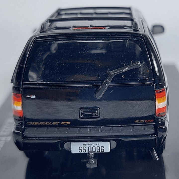 Chevrolet Blazer Executive 1997 Carro A Escala De Colección 2