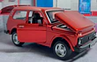Lada Niva 2121, ROJO Chino, Escala 1:32