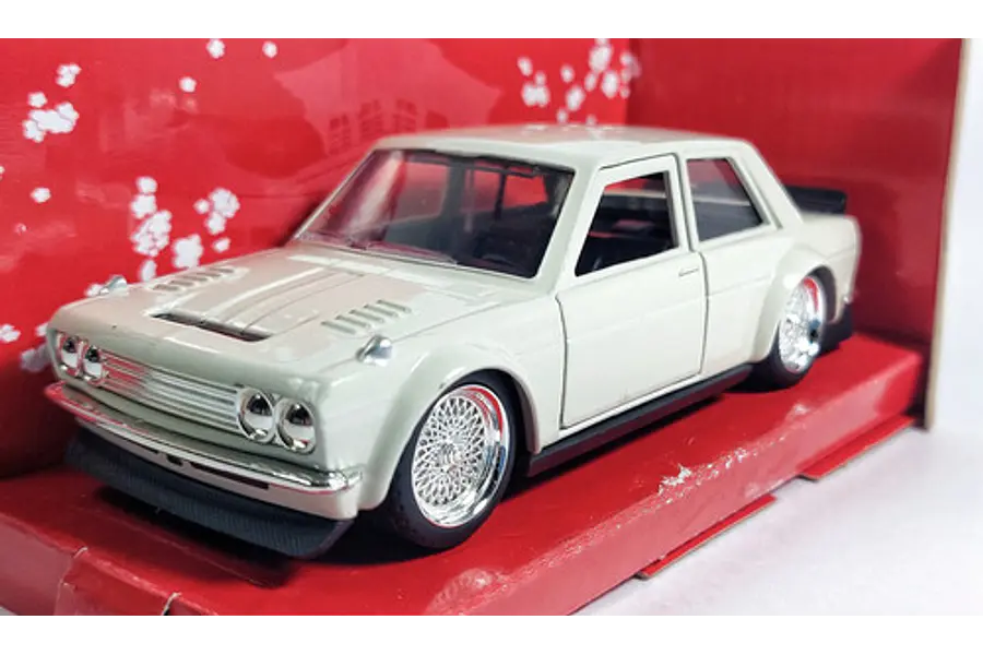 Datsun 510 1973 -wideboy- 1-32 MARCA JADA, 