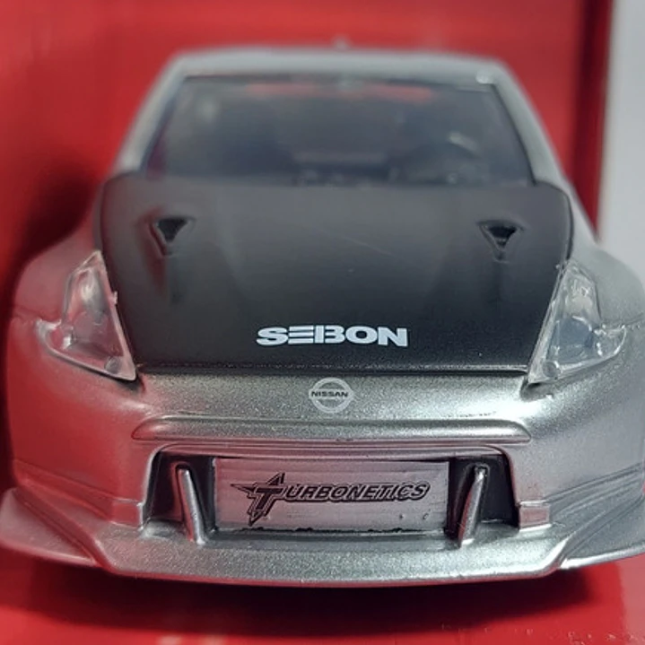 Nissan 370z ESCALA 1/32 ,MARCA JADA . 3