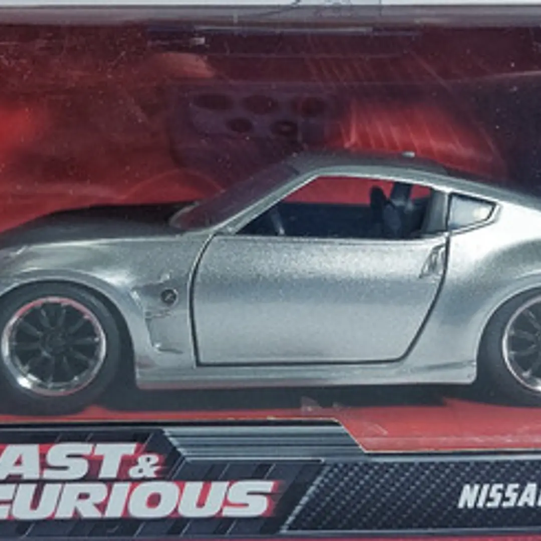 Nissan 370z ESCALA 1/32 ,MARCA JADA . 7