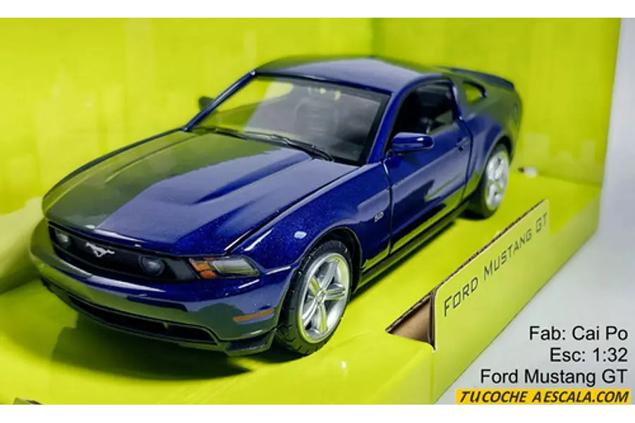 Ford Mustang Gt 1:32 Carro De Colección  sin caja