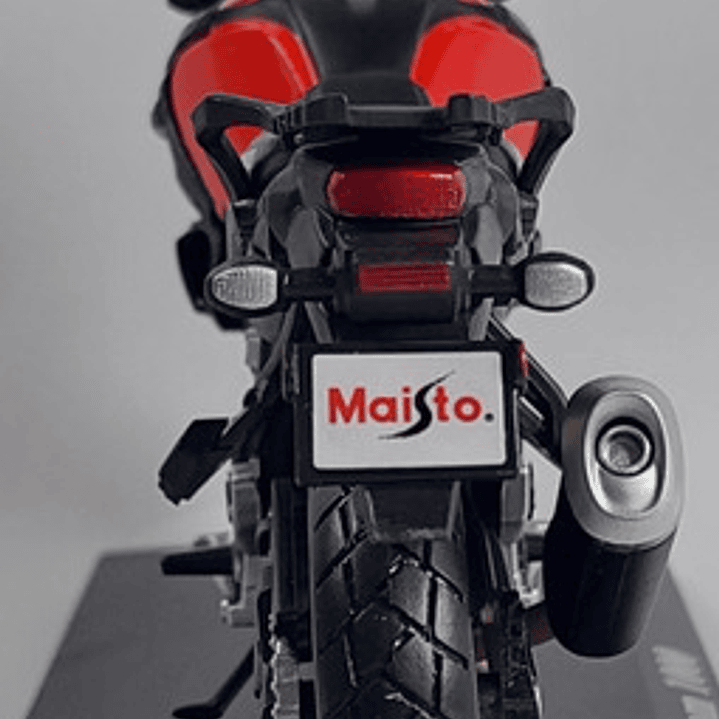 Moto Suzuki V Strom Escala 1/12 De Coleccion  2