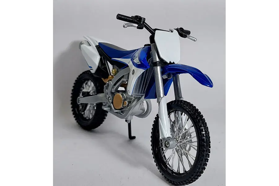 Moto Yamaha YZ450F  A Escala 1/12 De Colección 