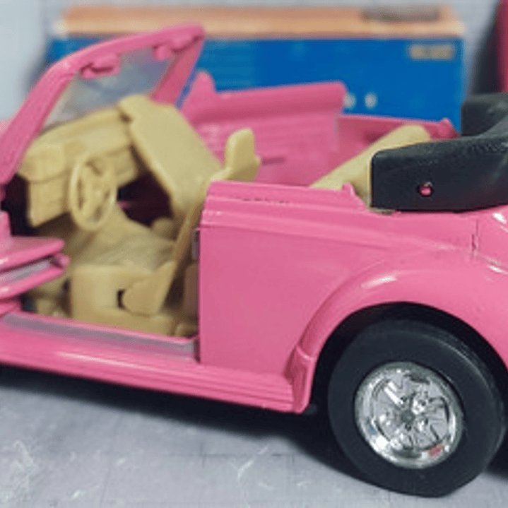 Volkswagen Beetle, Escala 1/36 Carro De Colección 1