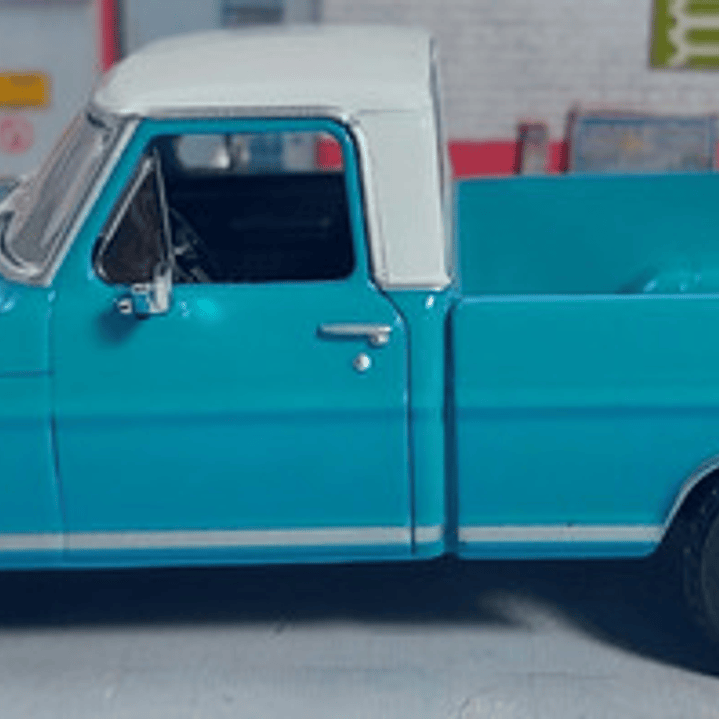 Ford F 100, Escala 1/43 , Marca Ixo 3
