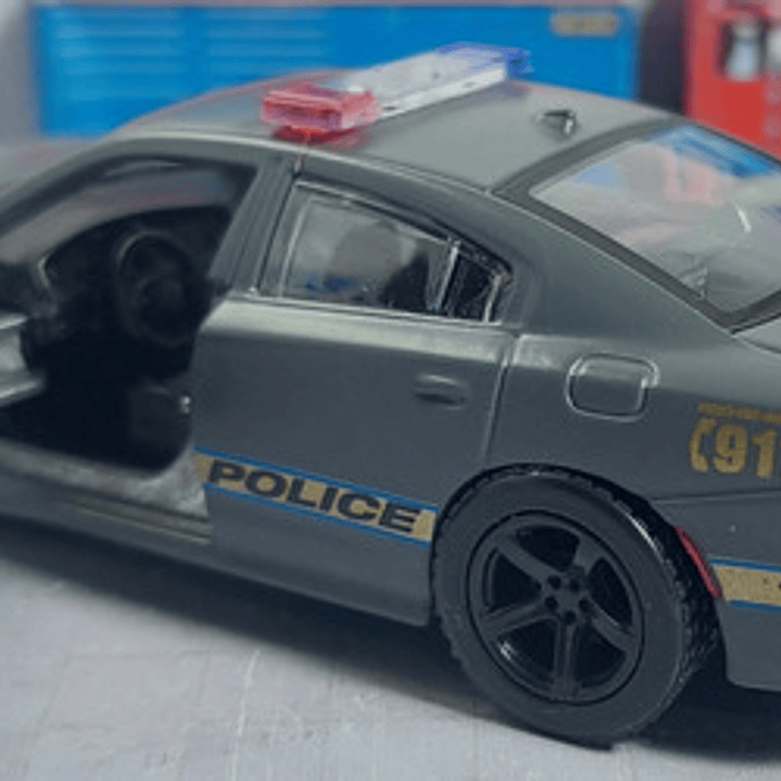 Dodge Charger Srt Hellcat, Escala 1/45, De Colección 2