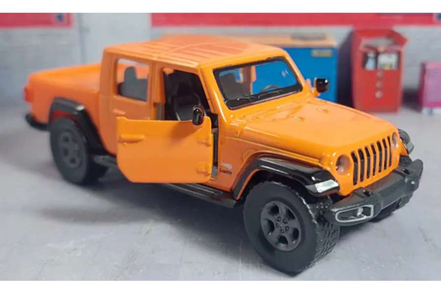 Jeep Gladiator Escala 1/64 Marca Maisto