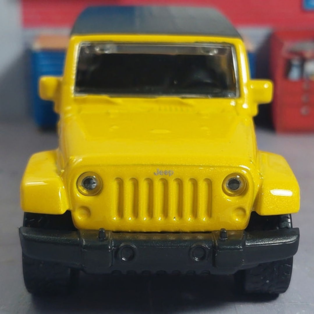 Jeep Wrangler Unlimited, Escala 1/41, Marca Maisto 5