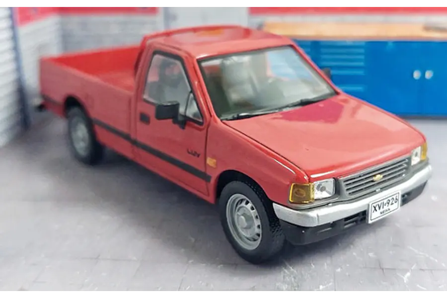 Chevrolet Luv En Escala 1/43 marca ixo