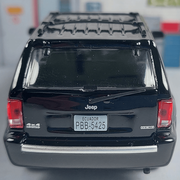 Jeep Grand Cherokee IXO Escala 1/43  5