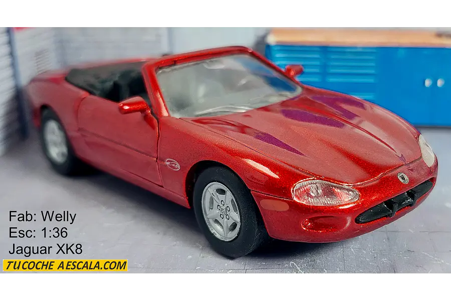 JAGUAR XK8 ESCALA 1/36