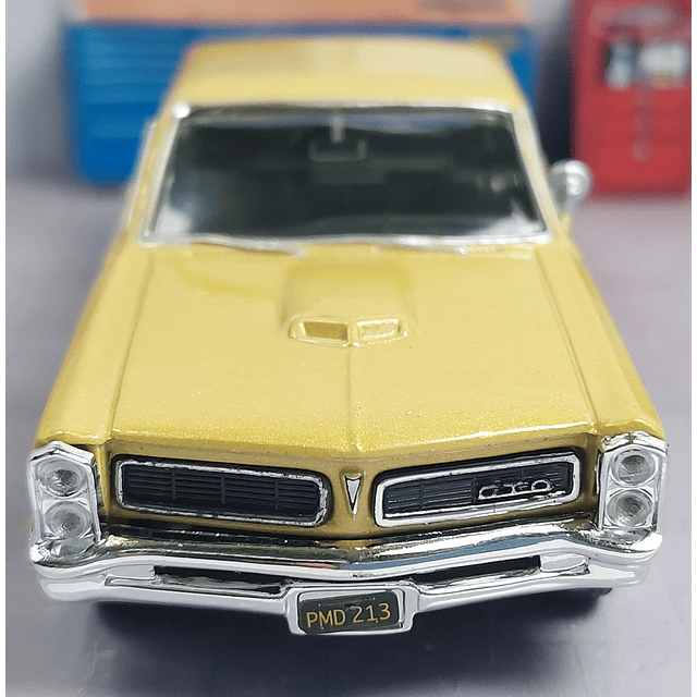 Pontiac Gto 1965 Escala 1:36 Carro De Coleccion  