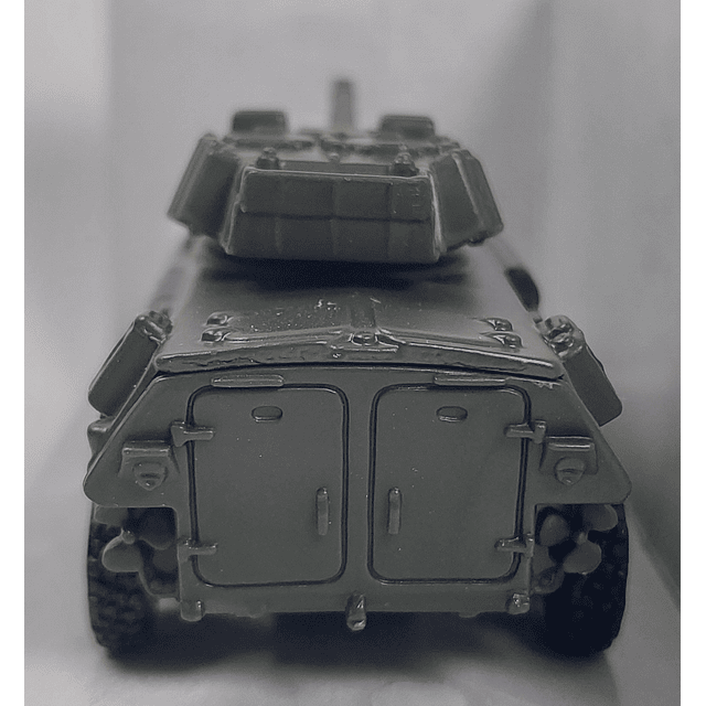 VEHICULO BLINDADO LAV, ESCALA 1/72 , MARCA MAISTO