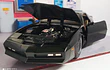 AUTO FANTASTICO KITT ESCALA 1/24 MARCA JADA, CON LUZ LED FRONTAL