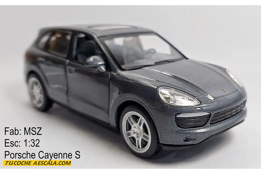 Porsche Cayenne s 2011 Escala 1/32