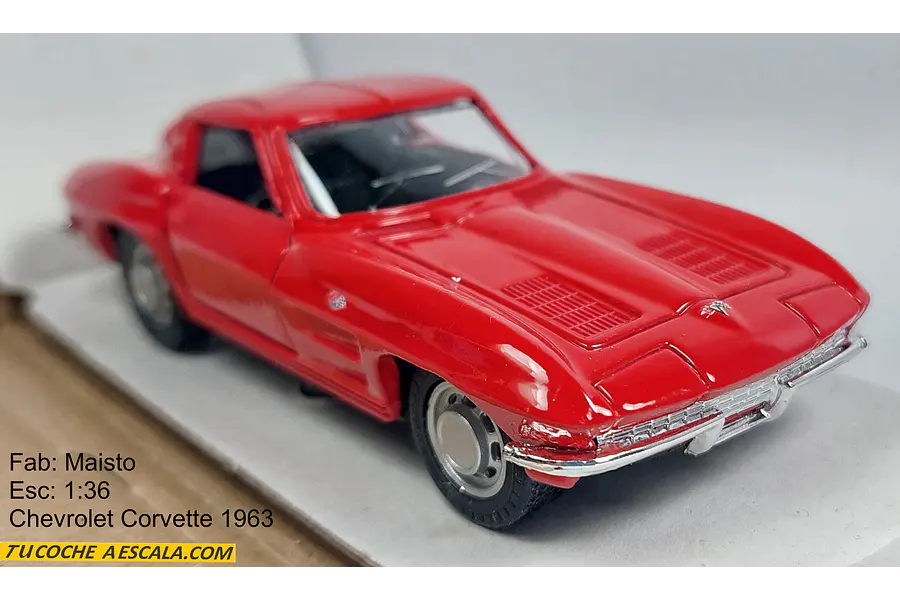 Chevrolet Corvette 1963, Escala 1/38 marca maisto