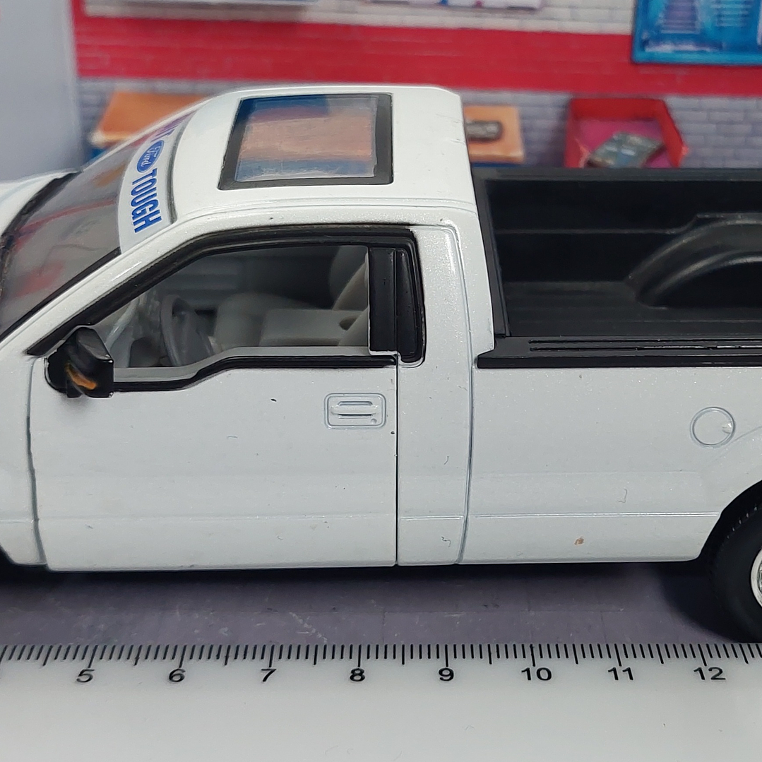 FORD F 150  2009 Escala 1-32 MARCA RMZ 3
