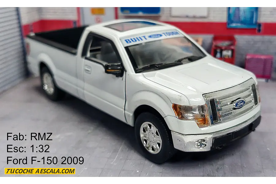 FORD F 150  2009 Escala 1-32 MARCA RMZ