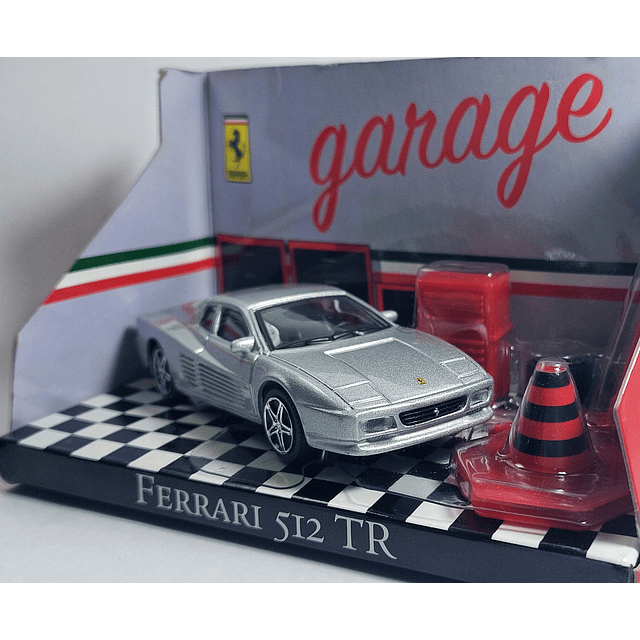 FERRARI 512 TR CON DIORAMA ESCALA 1/43