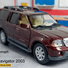 Lincoln Navigator ESCALA 1/40 MARCA KINSMART