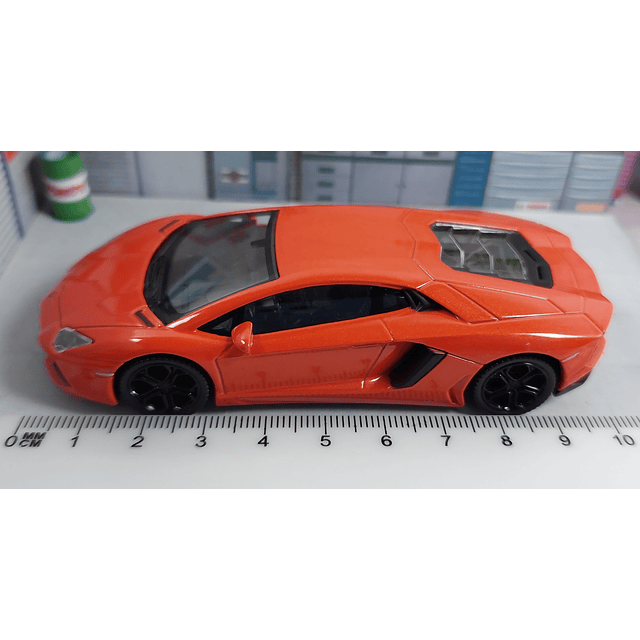 Lamborghini Aventador  Carro A Escala 1/43 
