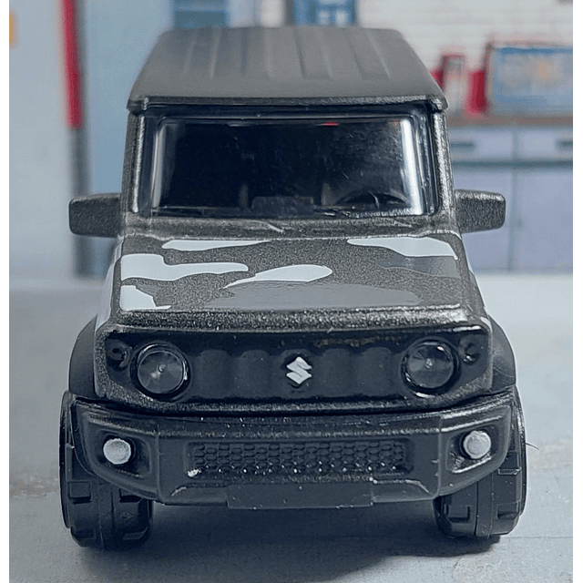 SUZUKI JIMNY CAMUFLADO , Escala 1:64, Marca MAJORETTE