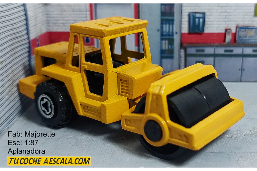APLANADORA  , Escala 1:100, Marca MAJORETTE
