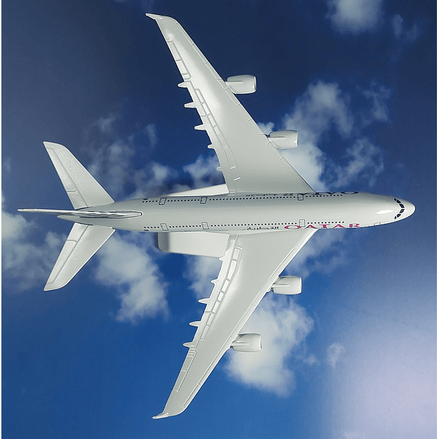 Avión Airbus A380 Qatar Airways, escala 1/200, 22cm Con Base.
