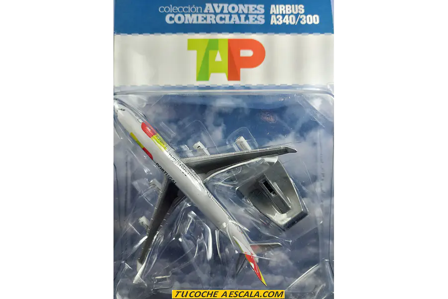 Airbus A340/300 Tap, Avión A Escala 1-400