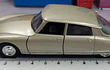 Citroën Ds 23 escala 1/36  Marca WELLY