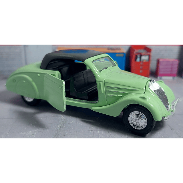 PEUGEOT 402 Marca WELLY , ESCALA 1/36