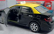 TOYOTA COROLLA TAXI DE MONTEVIDEO Escala 1:36 Carro De Coleccion 