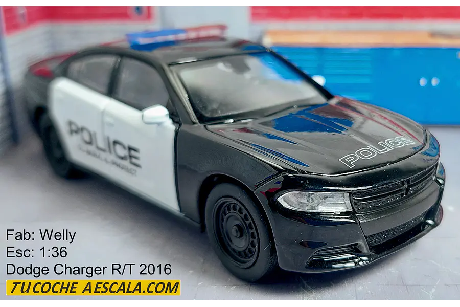 DODGE CHARGER DE POLICIA , ESCALA 1/36, WELLY