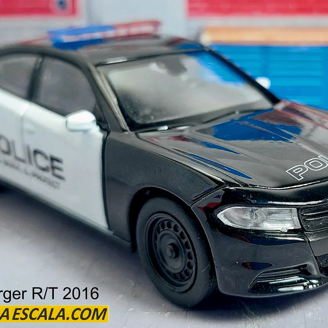 DODGE CHARGER DE POLICIA , ESCALA 1/36, WELLY 1