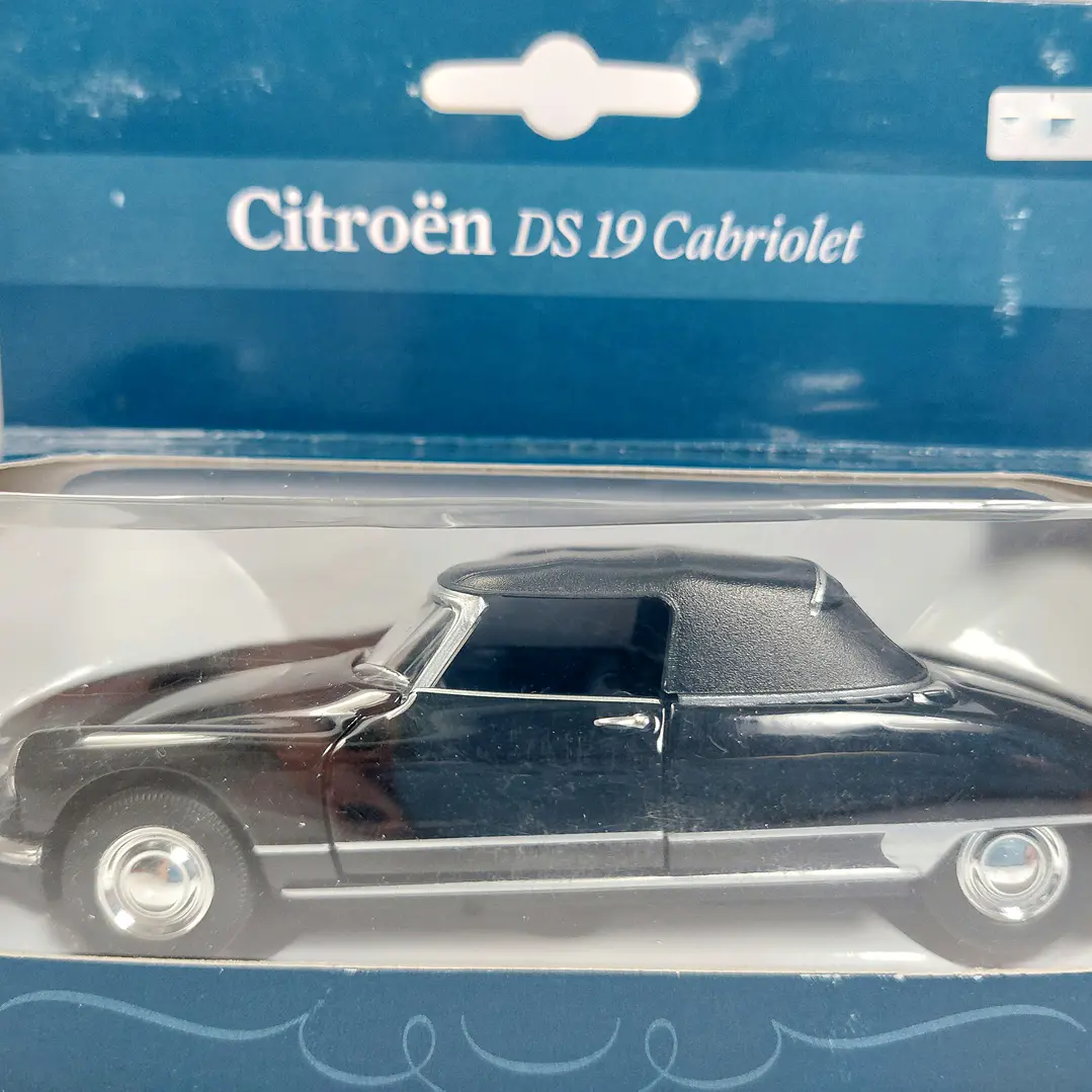 Citroën Ds 19 Cabriolet Escala 1/36 Marca WELLY 2