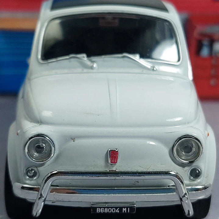 Fiat Nuova 500, Escala 1/36 , MARCA WELLY 2