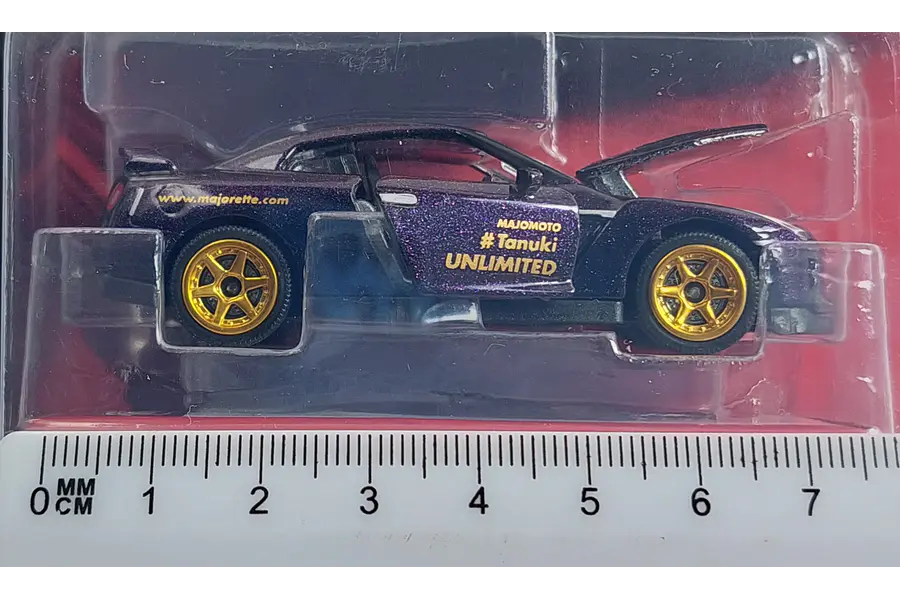 Nissan GT-R  A Escala De Coleccion Majorette