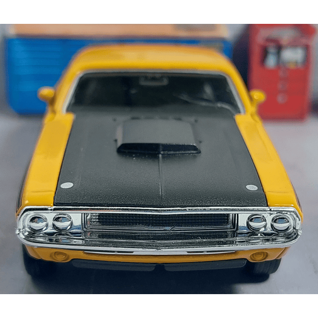 Dodge Challenger TA 1970 Carro A Escala De Colección